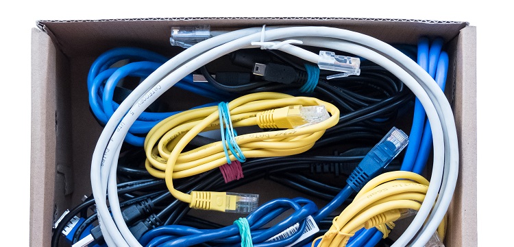 危廢和固廢的判定標(biāo)準(zhǔn)是什么 ?強(qiáng)壓之下，危廢處理產(chǎn)業(yè)的機(jī)遇與發(fā)展 健明迪檢測(cè)